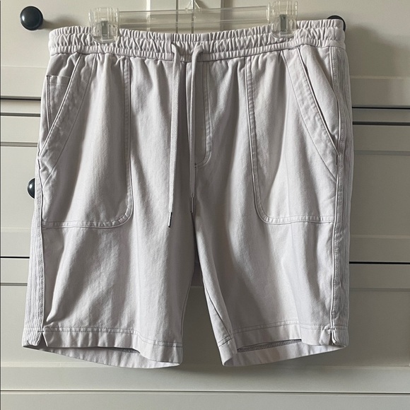 Athleta Other - Athleta Men’s Birch Grey Farallon 9” Bermuda Shorts UPF50+ w/ Pockets - Size 12